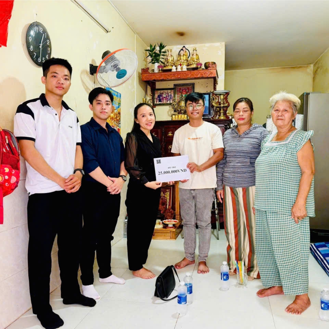 Cỏ May Sa Đéc tiếp sức ước mơ học tập cho sinh viên nghị lực