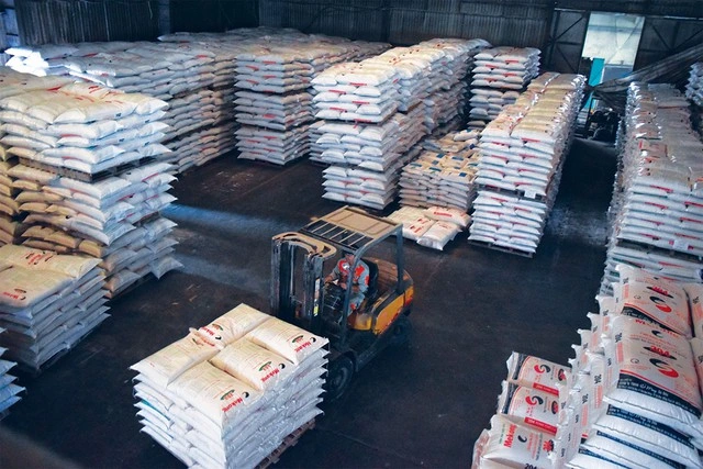 Sản phẩm thức ăn thủy sản của Công ty TNHH Cỏ May Sa Đéc luôn tạo uy tín, chất lượng trên thị trường